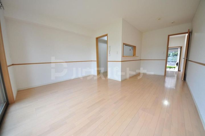 東京都葛飾区青戸2(一戸建)の賃貸物件の居間