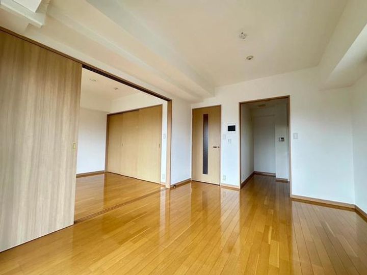 東京都稲城市東長沼(マンション)の賃貸物件の居間