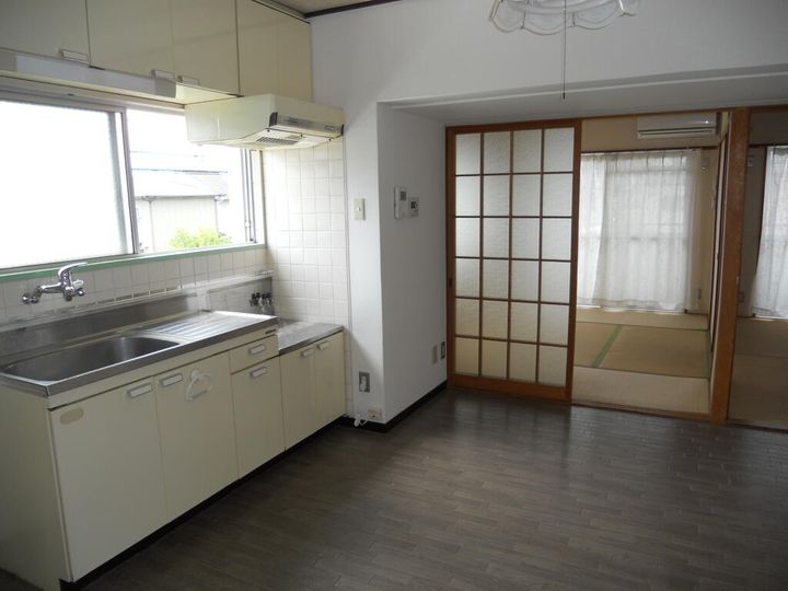 広島県東広島市西条町西条東(マンション)の賃貸物件のキッチン