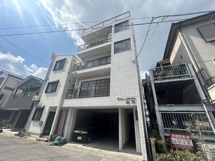 グリーンサイド山口の外観