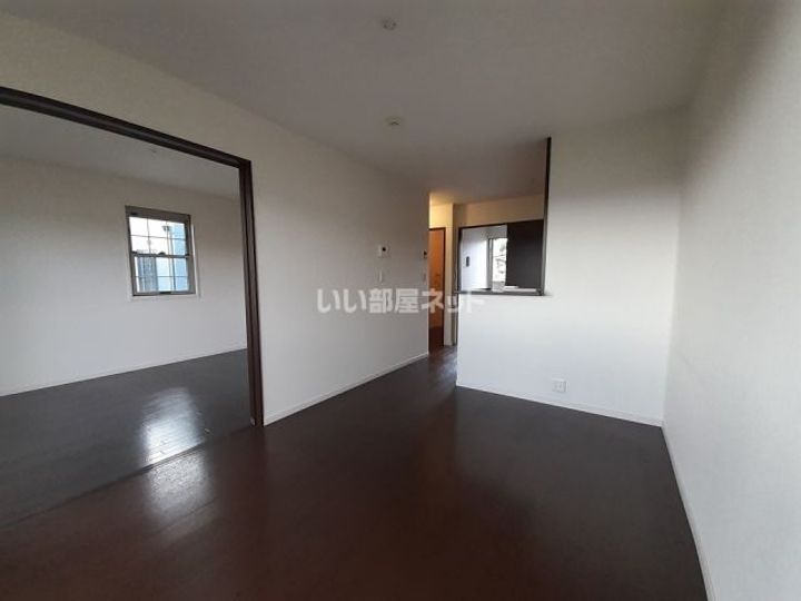 三重県名張市平尾(アパート)の賃貸物件の居間