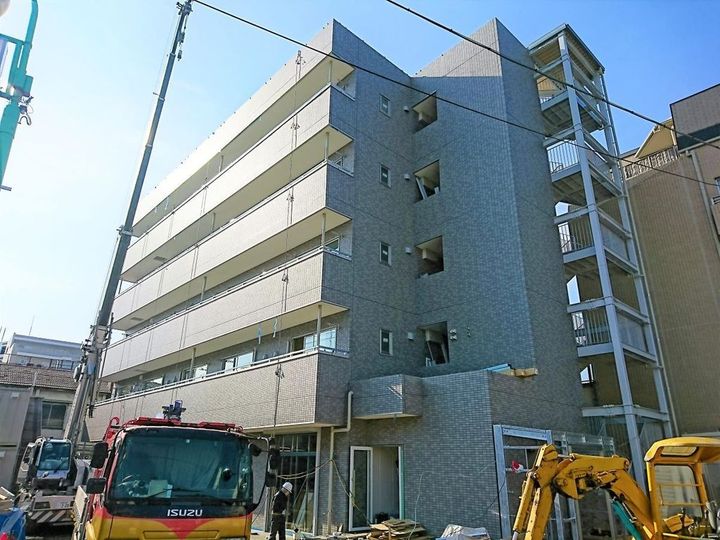 東京都中野区大和町4(マンション)の賃貸物件の外観