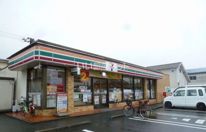 GOENNIIの周辺