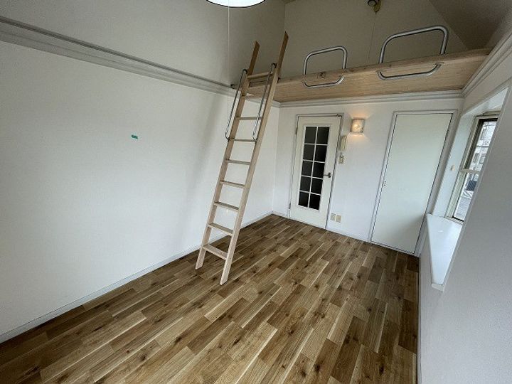 香里園第7マンションの居間