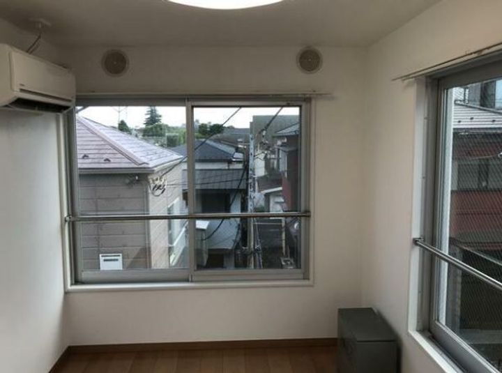 ドエル下北沢の居間