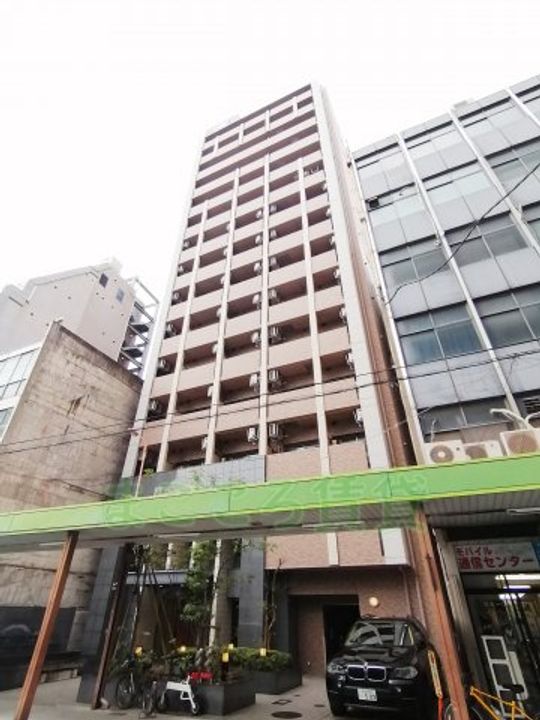 エステムプラザミッドプレイスの外観