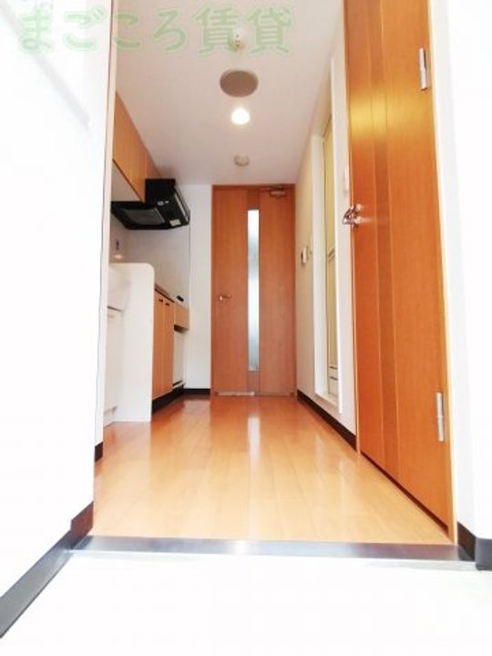 エステムプラザミッドプレイスの玄関