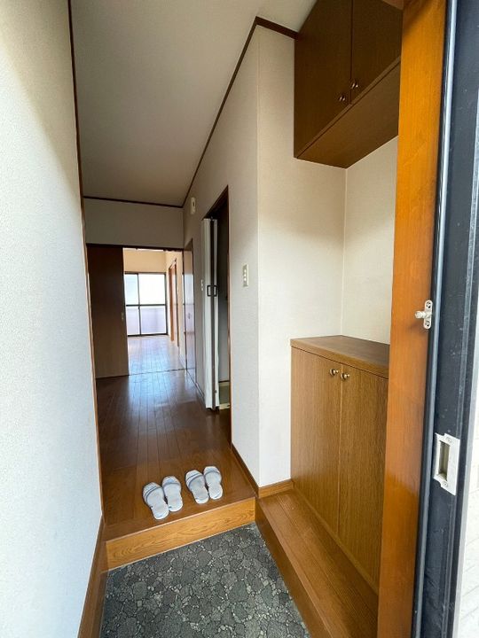 広島県呉市広白岳3(アパート)の賃貸物件の玄関