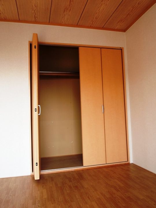 フロリアーデ梅島Bの内装