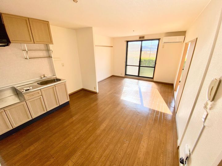 ピアストーンIIの内装