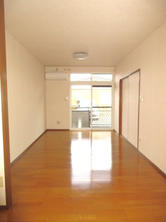 ドリームハイツの居間