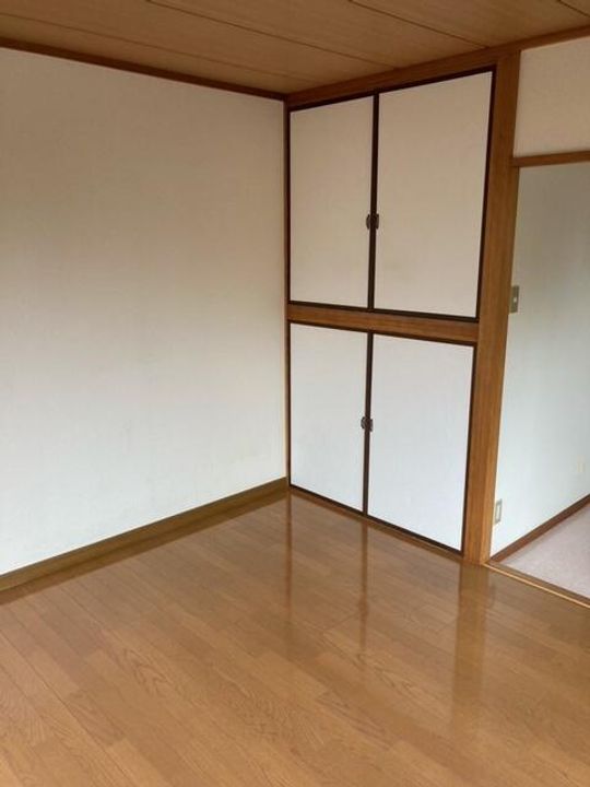 ロッシュブラウンの内装