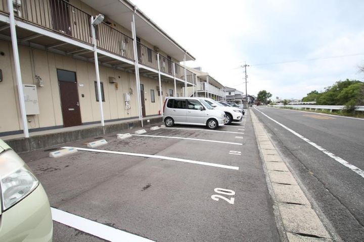 リバーサイドハイツ Bの地図