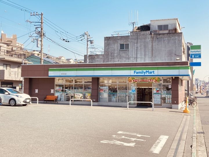 ユナイト山手ロミー・シュナイダーの周辺