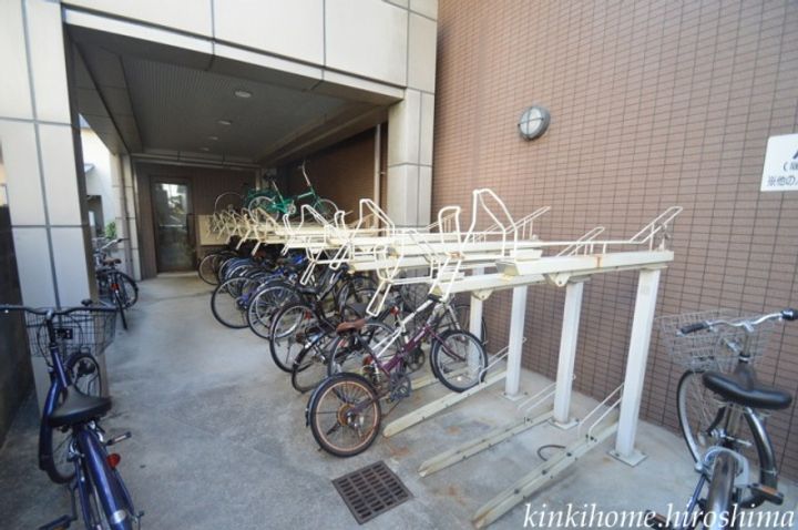 田中興産第11ビルの地図