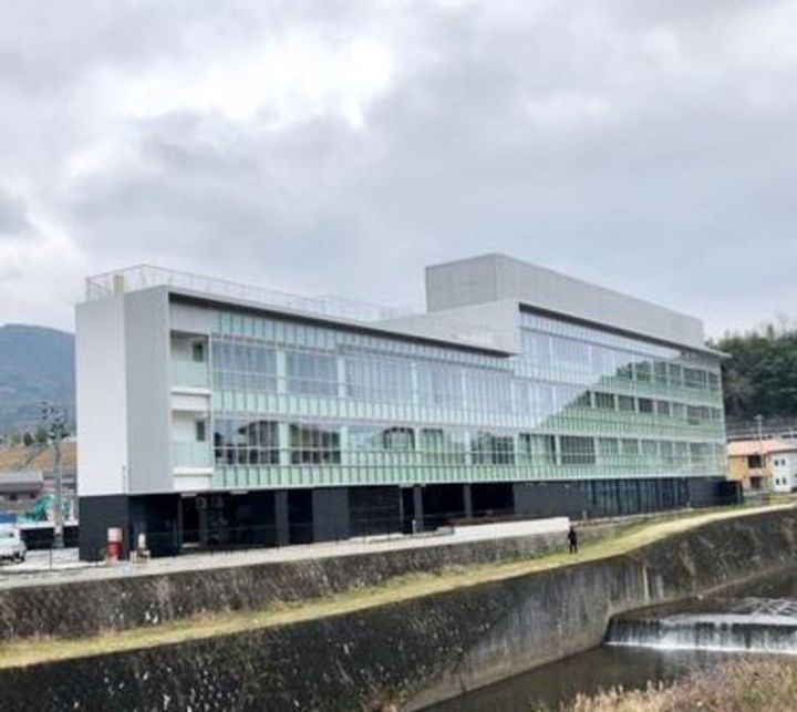 スペース7の周辺