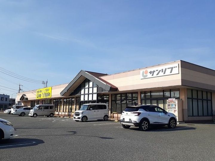 エクシードの周辺