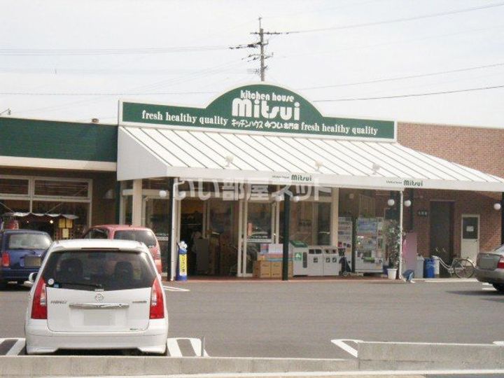 シャーメゾン城内の周辺