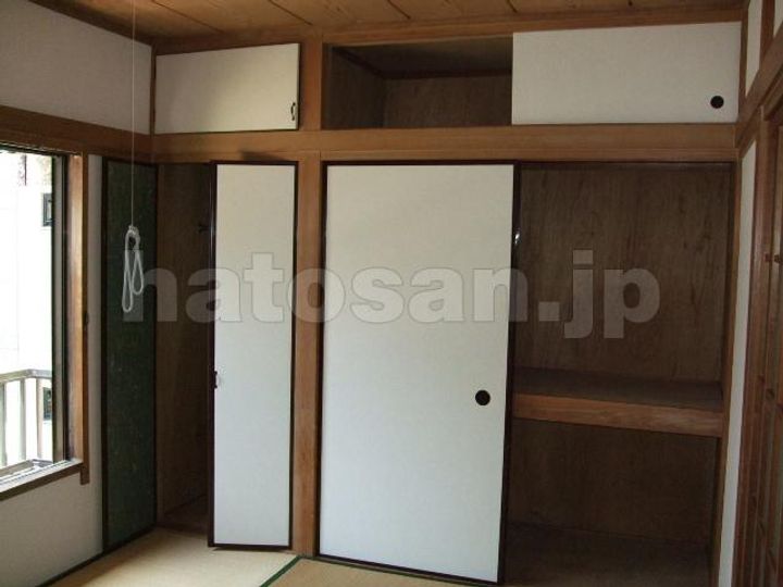 シャンブル上井草の居間