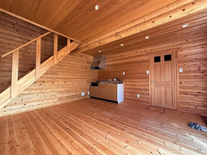 山梨県甲斐市西八幡(一戸建)の賃貸物件の居間