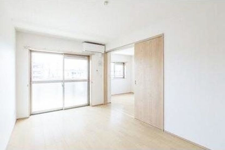 シンセーロの居間