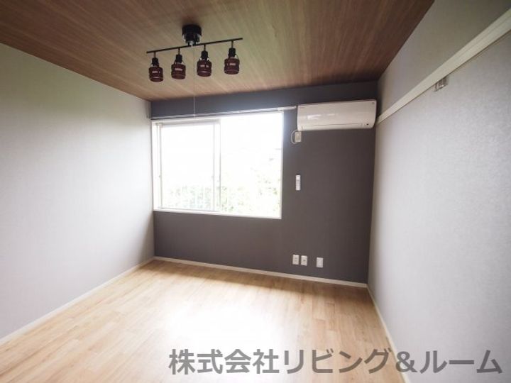 茨城県潮来市日の出8(アパート)の賃貸物件の居間