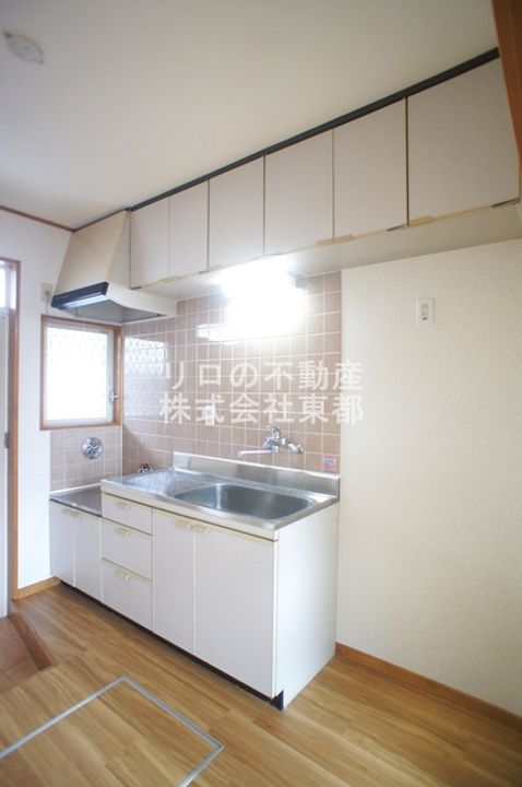 シェモア喜多見IIのキッチン