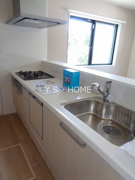 東京都立川市栄町1(一戸建)の賃貸物件のキッチン