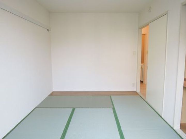 フレグランスの居間