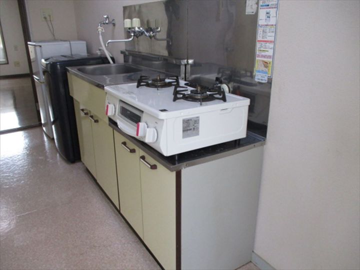 サンパレス成田町のキッチン