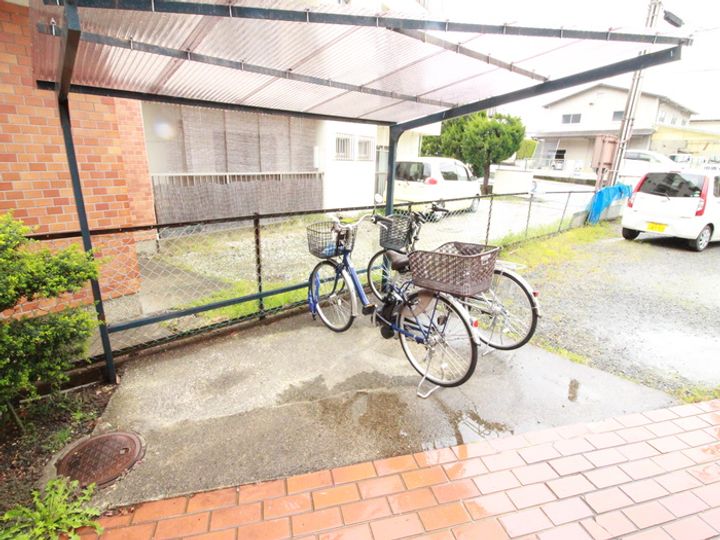 フィオ-レ桂坂の地図