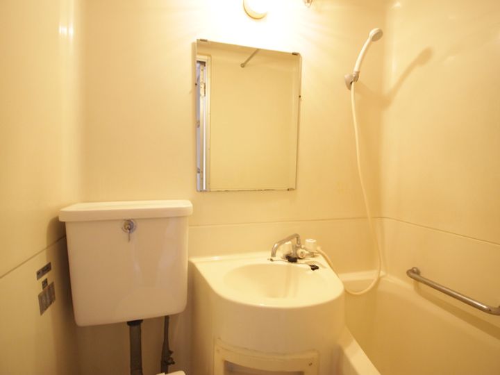 フィオ-レ桂坂の内装