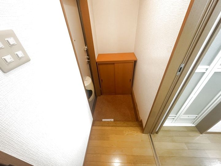 ブロードオーシャンの玄関