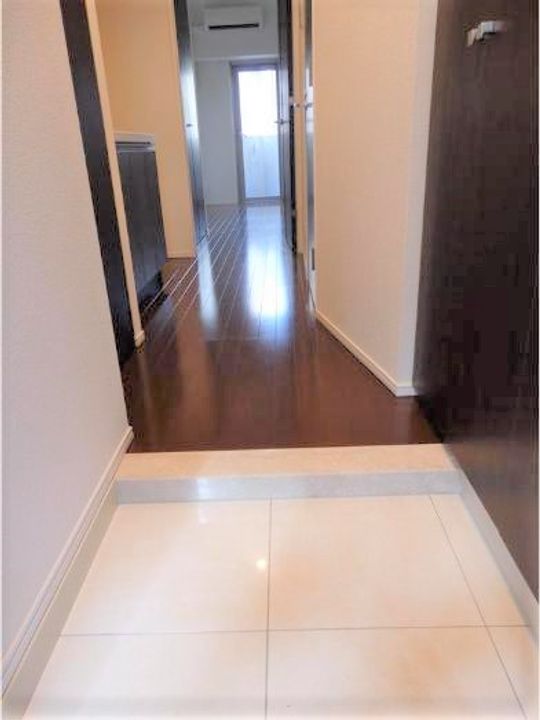 東京都千代田区神田須田町2(マンション)の賃貸物件の玄関