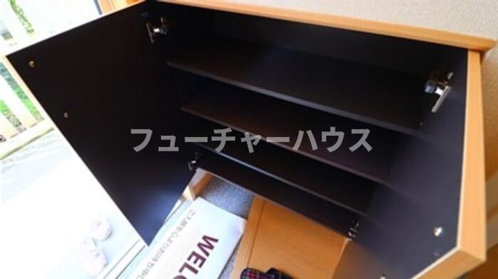 パインウッドの玄関