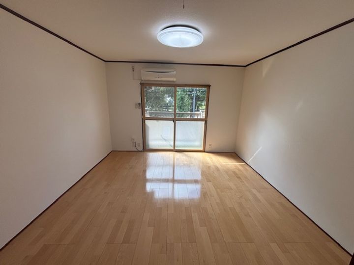コーポ坂本の居間
