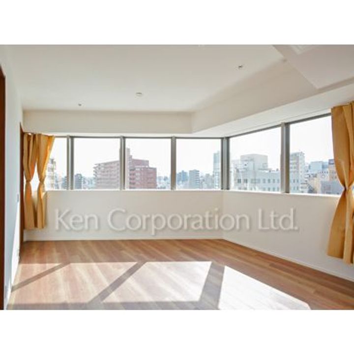 富久クロスコンフォートタワーの居間