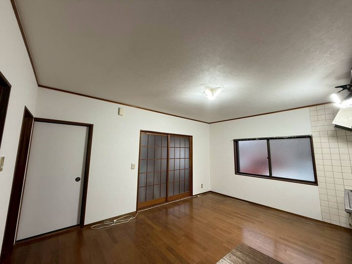 コーポイトウ日吉町の居間