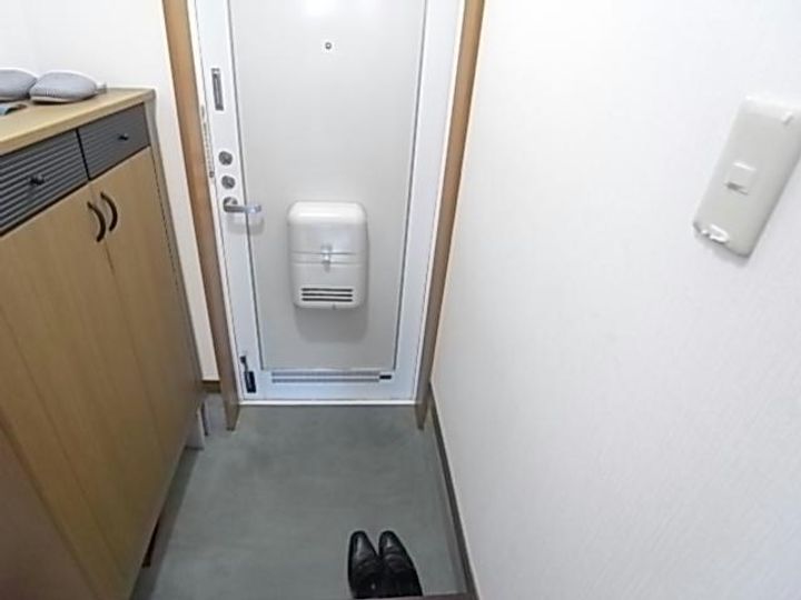 三浦コーポ2000 Bの玄関