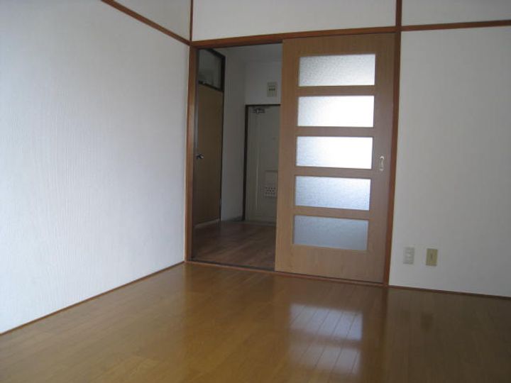 吉村ビルの内装