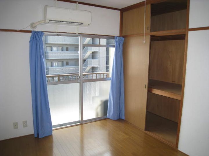 吉村ビルの内装