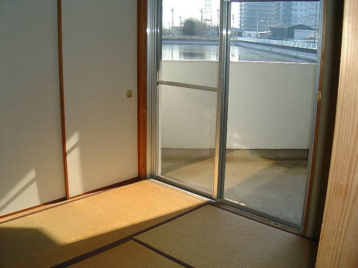 シオン桜木の居間