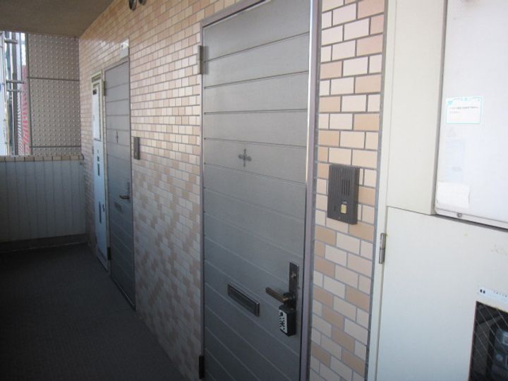 ジュネス神屋町の地図