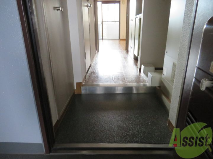 コスモハイツ小田原の玄関