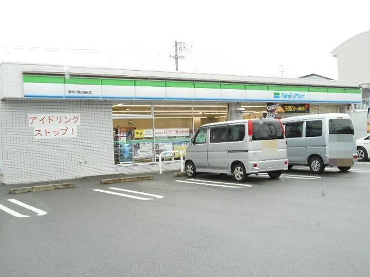 ラ・ボーテの周辺
