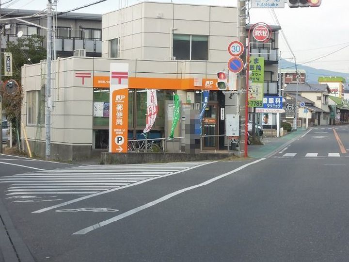 ラ・ボーテの周辺