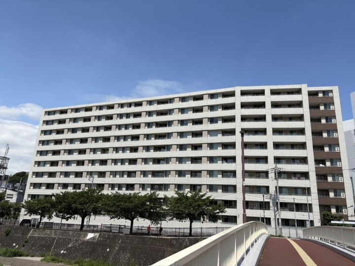 神奈川県横浜市戸塚区戸塚町(マンション)の賃貸物件の外観