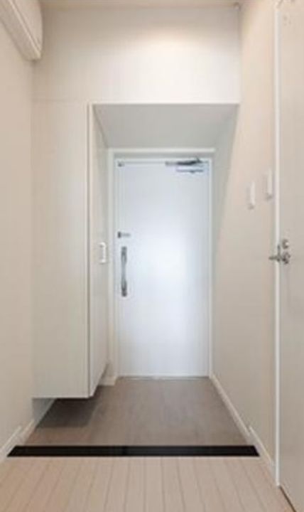東京都足立区六町1(マンション)の賃貸物件の玄関