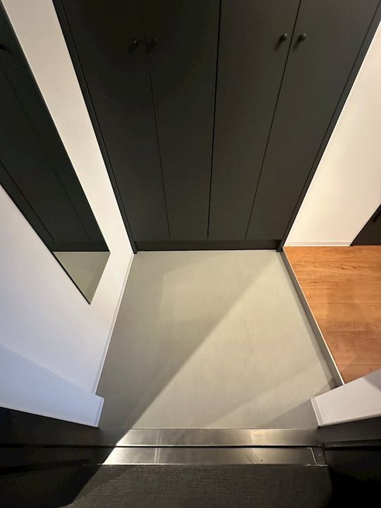 ZOOM信濃町の玄関