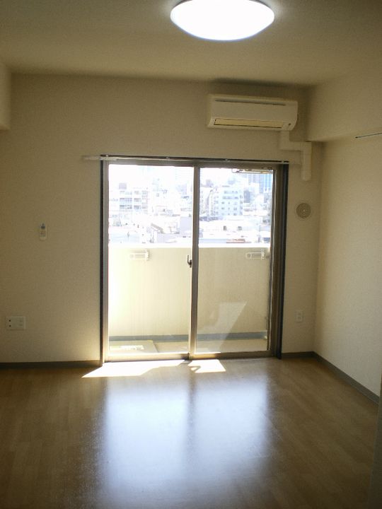 ウィズ丸子通の居間